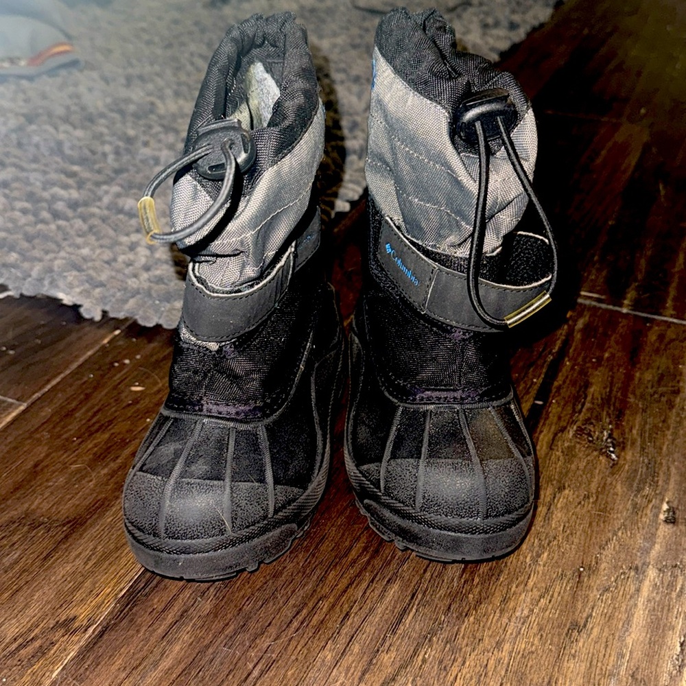 Winter boots